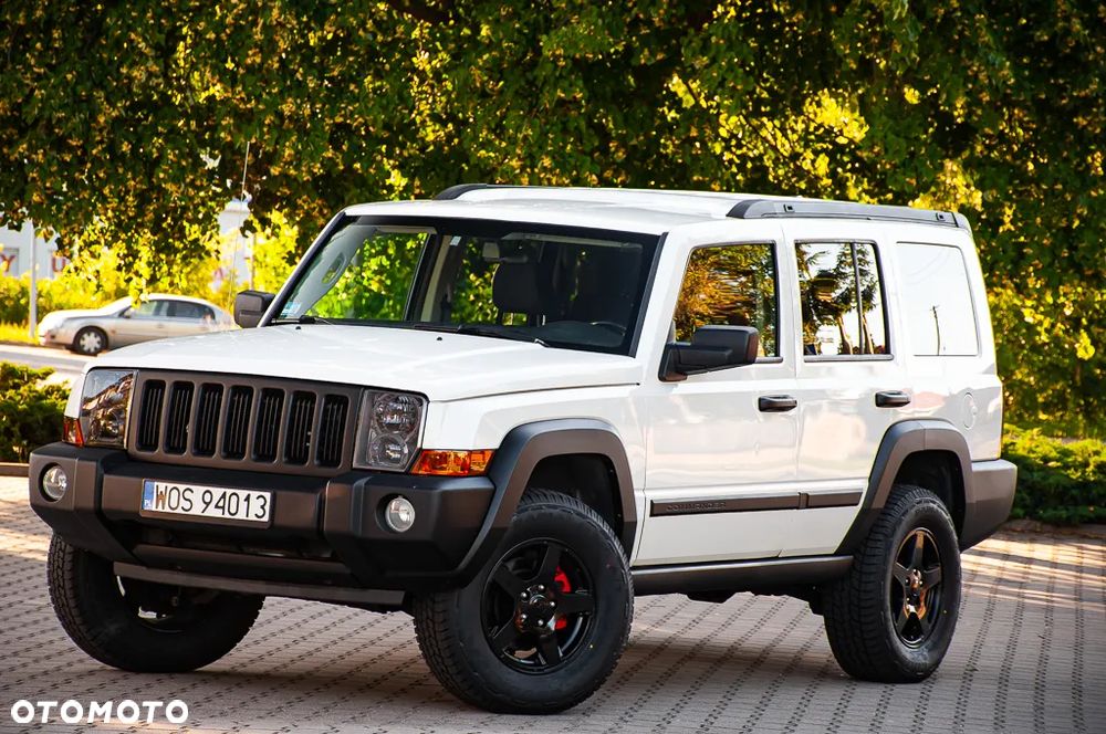 Jeep Commander - 16