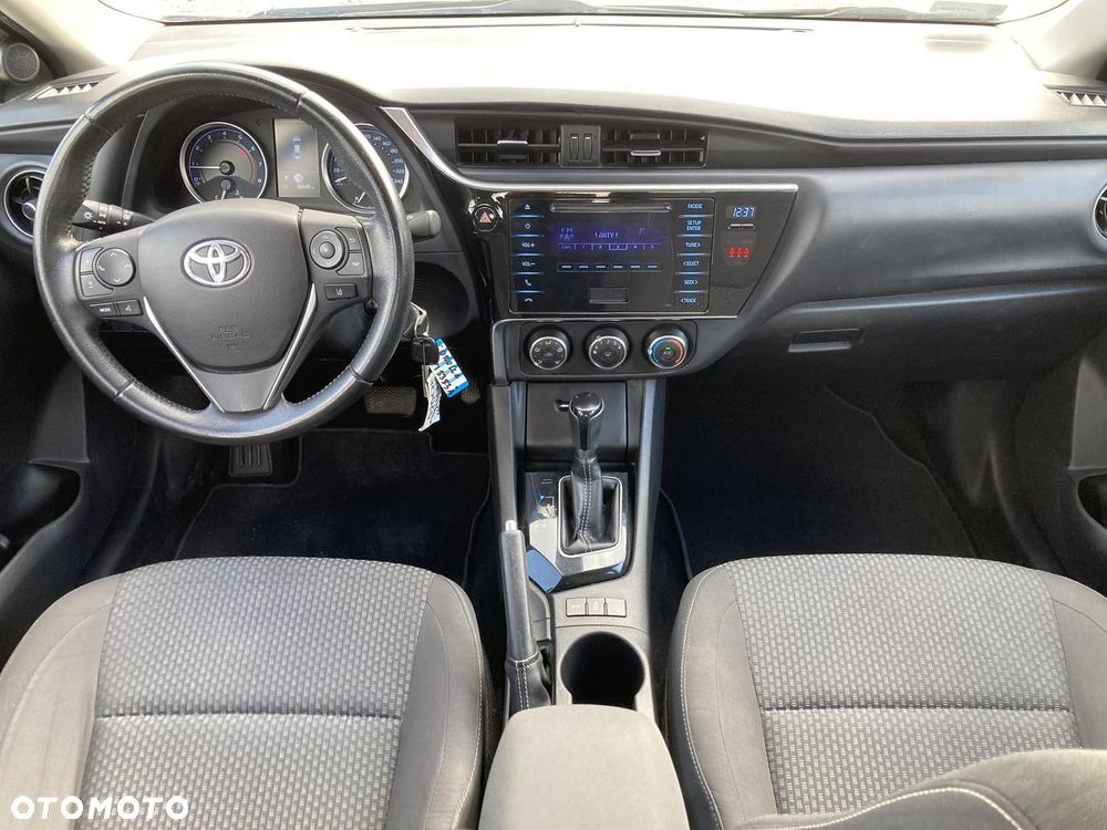 Toyota Corolla 1.6 Premium MS - 22
