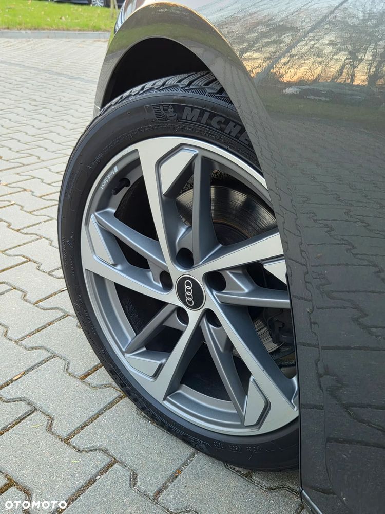 Audi A4 Avant 35 TFSI S tronic S line - 18