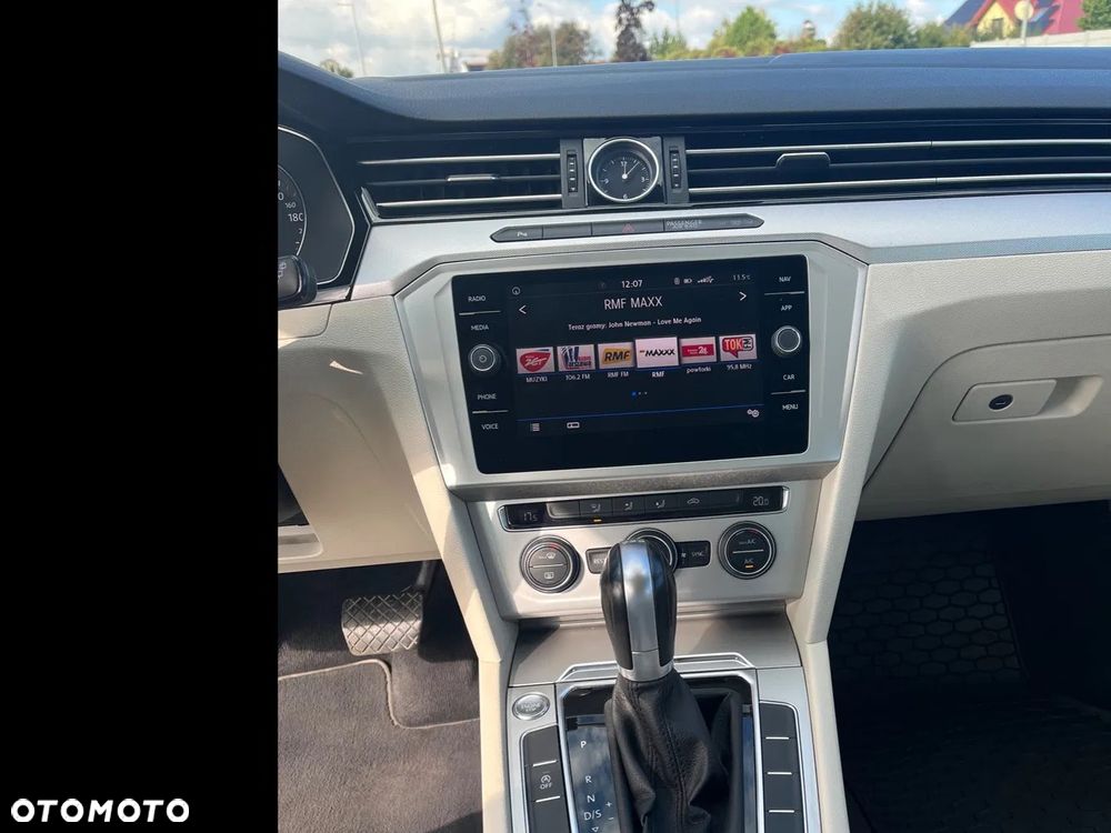 Volkswagen Passat 2.0 TDI BMT SCR Comfortline DSG7 - 22