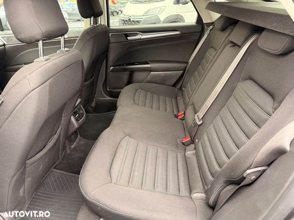 Ford Mondeo - 12