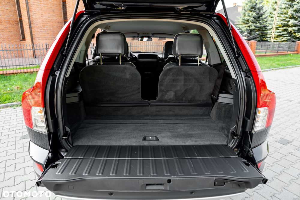 Volvo XC 90 D5 Momentum - 22