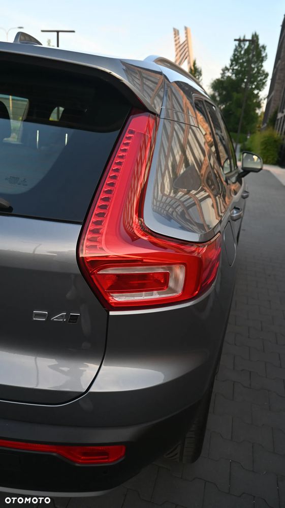 Volvo XC 40 D4 AWD Momentum (Intro Edition) - 14