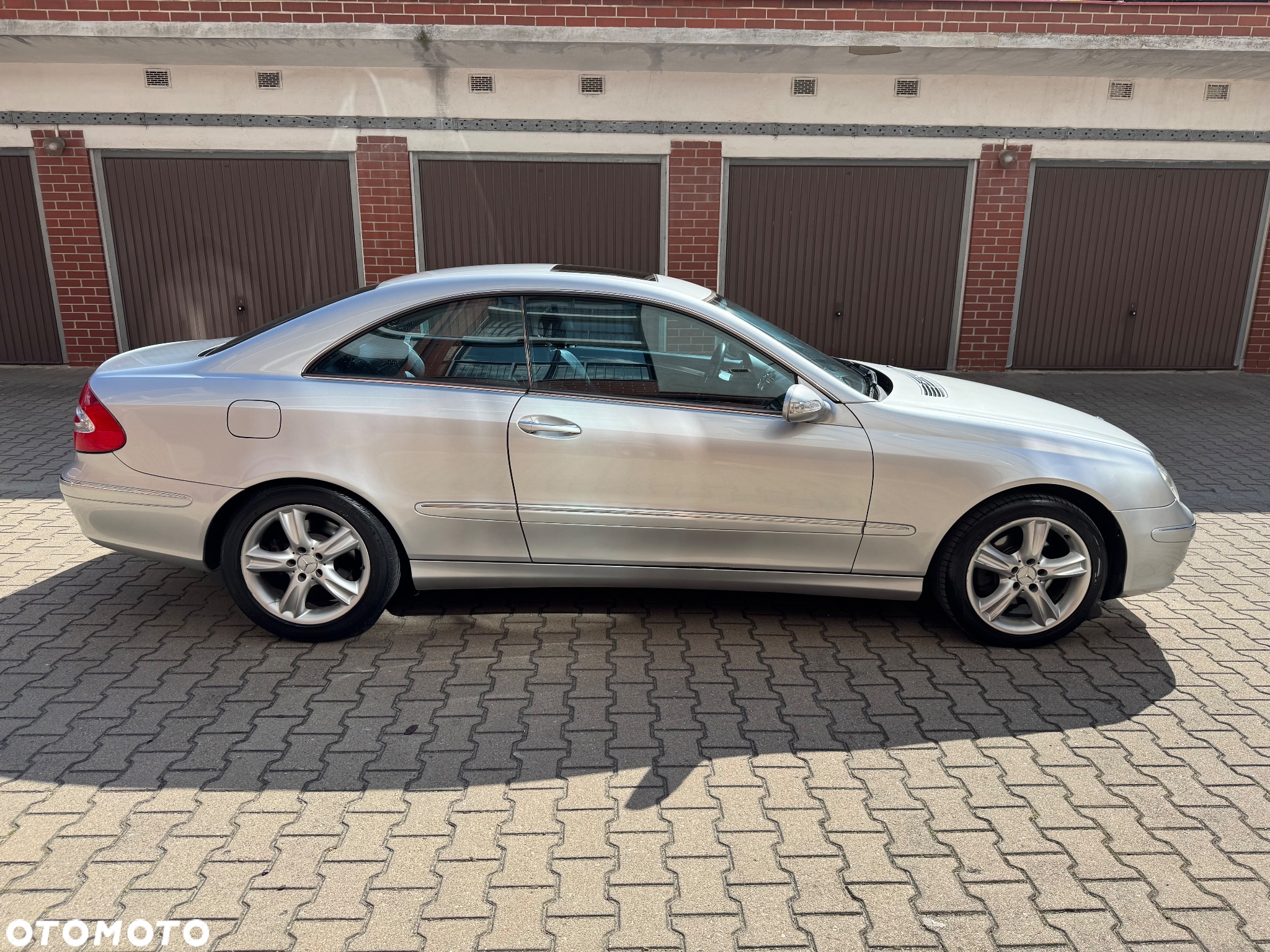 Mercedes-Benz CLK 240 Elegance - 12