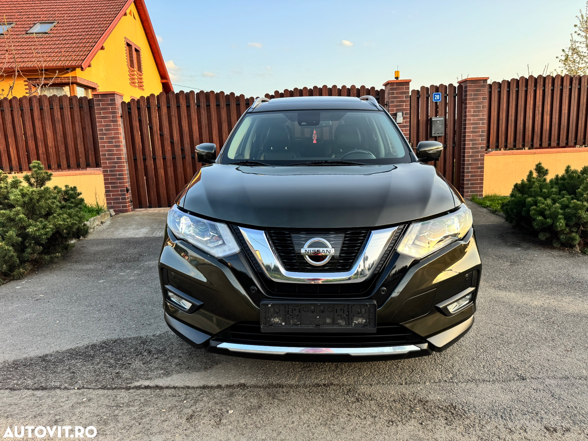 Nissan X-Trail 2.0 dCi ALL-MODE 4x4i Xtronic Acenta - 2