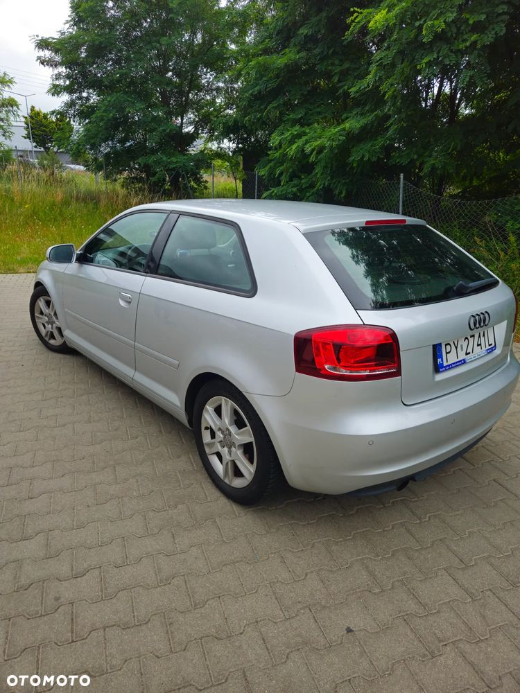 Audi A3 3-drzwiowe 1.6 TDI DPF Ambition - 3