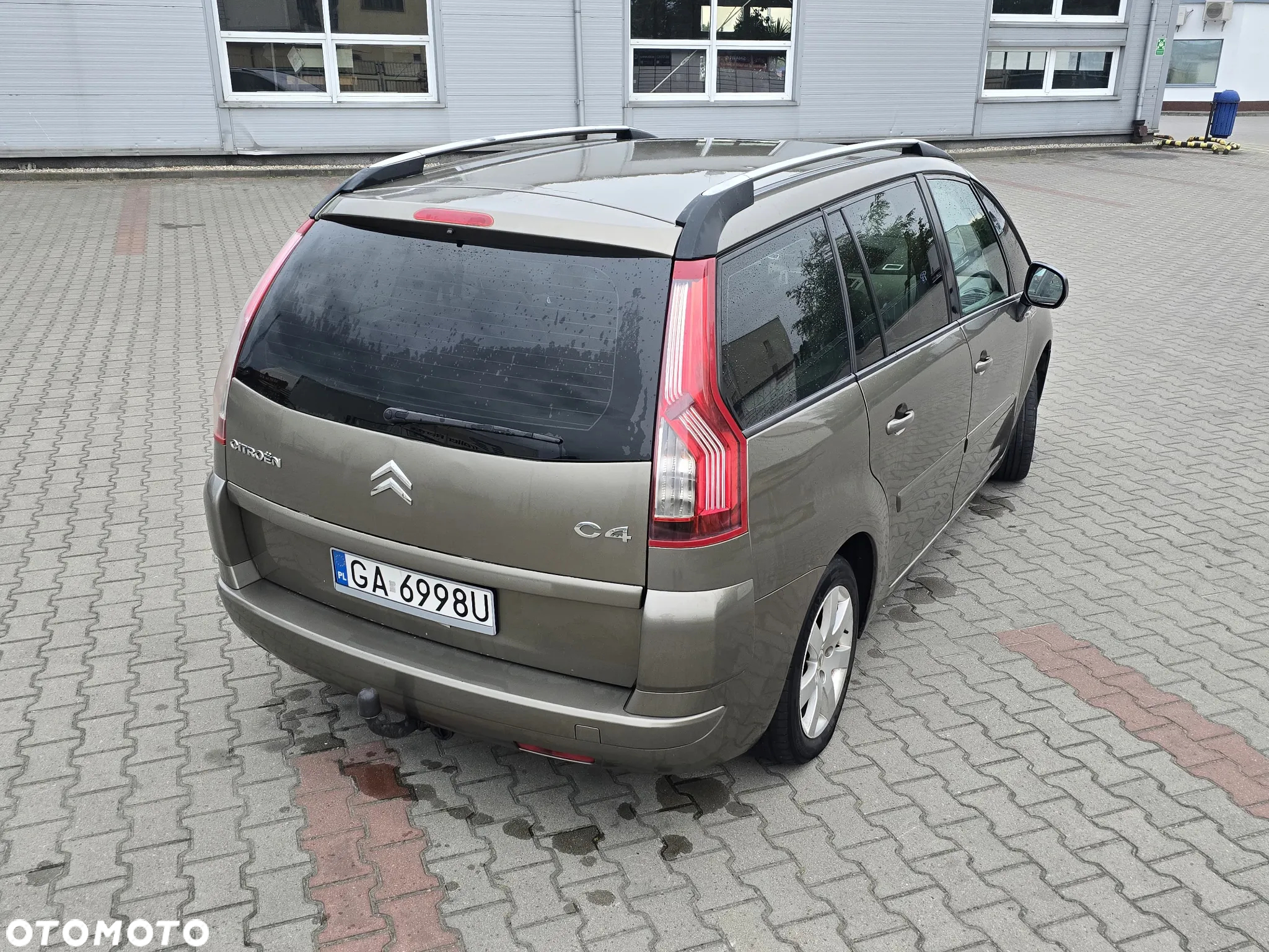 Citroën C4 Picasso 1.8 16V Confort - 16