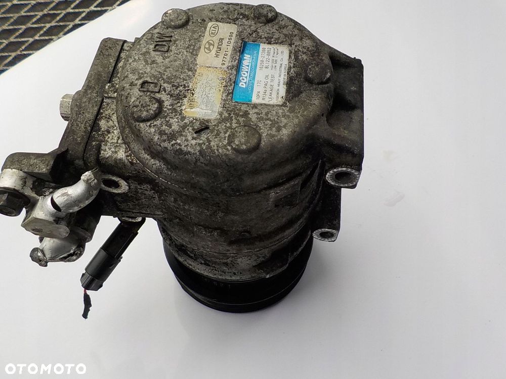 KIA CARENS II 2.0 CRDI SPRĘŻARKA POMPA KLIMATYZACJI 16250-27200 - 4