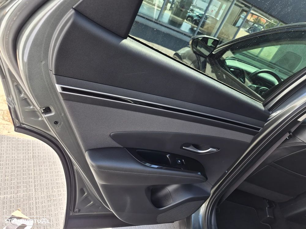 Hyundai Tucson 1.6 T-GDI HEV Vanguard+TA+Hyundai Smart Sense+ - 17