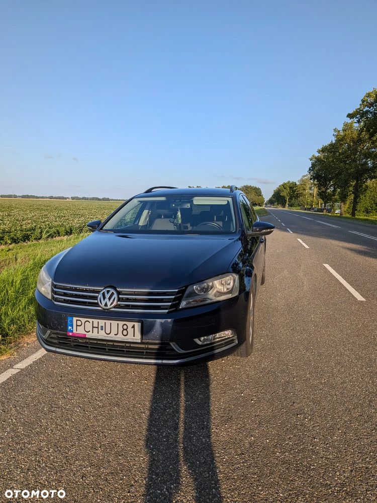 Volkswagen Passat - 14