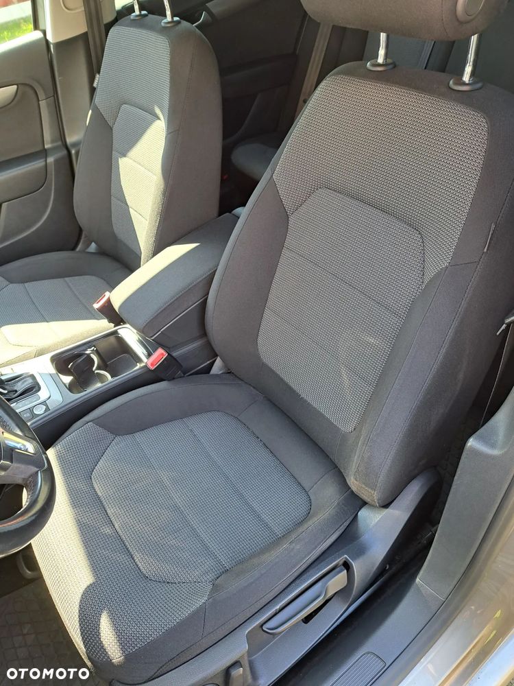 Volkswagen Passat 2.0 TDI Comfortline DSG - 10