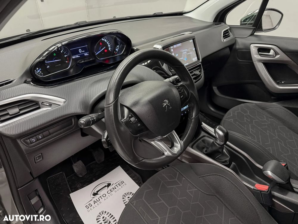 Peugeot 2008 PureTech 82 Style - 21