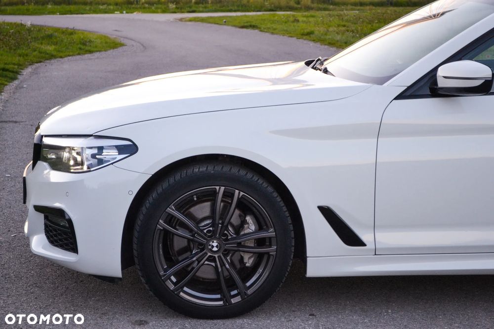 BMW Seria 5 530i xDrive M Sport sport - 5