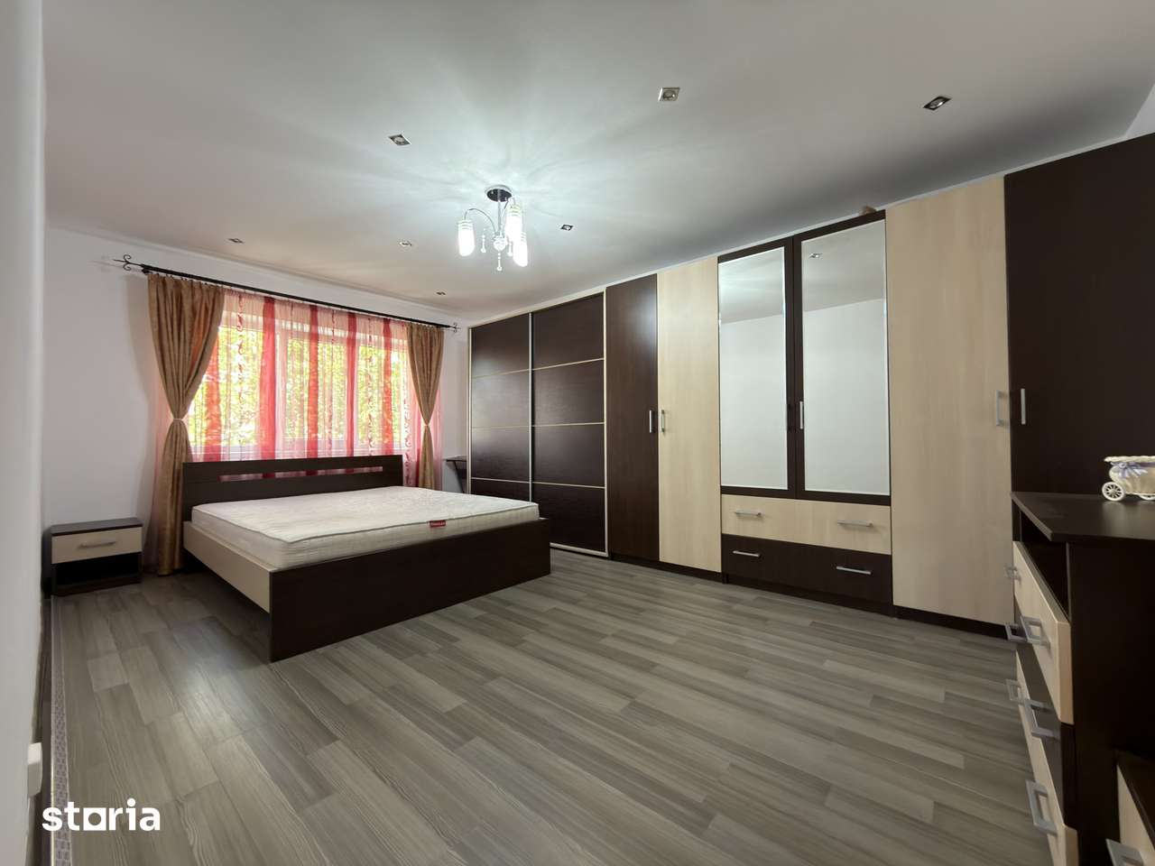 Apartament 2 camere, 50mp utili, decomandat - zona Girocului — fotografia 1