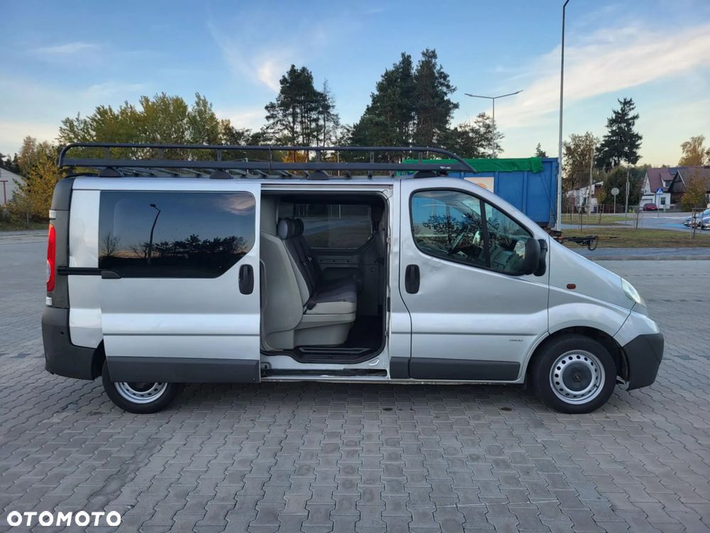 Opel Vivaro - 13