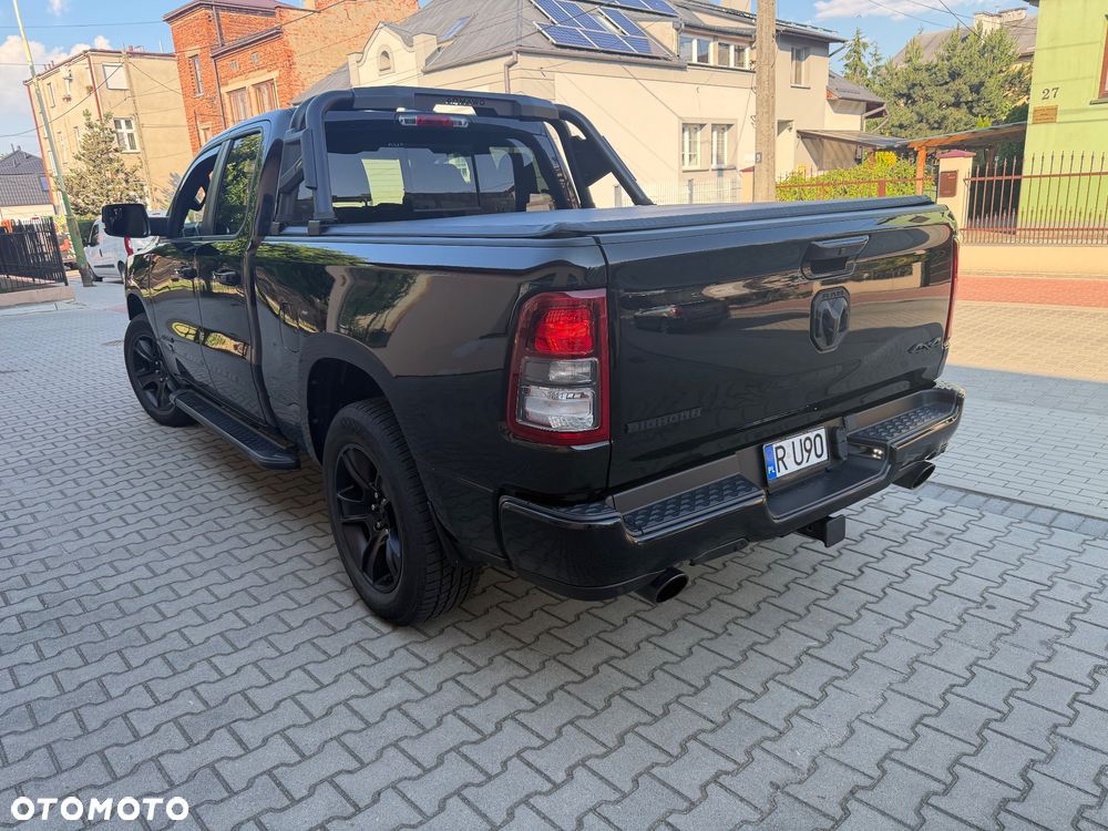 RAM 1500 Crew Cab Shortbed Bighorn - 4