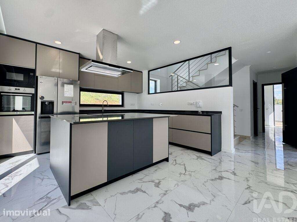 Casa / Villa T3 em São Gonçalo de Lagos de 154 m2 - Grande imagem: 4/29
