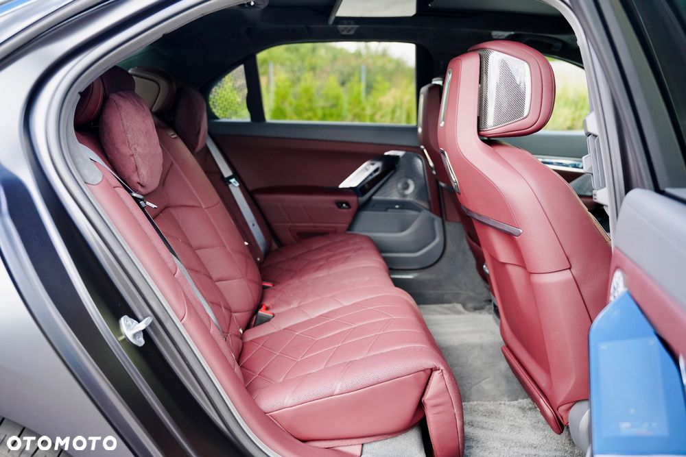 BMW Seria 7 740d xDrive mHEV Individual Edition sport - 22