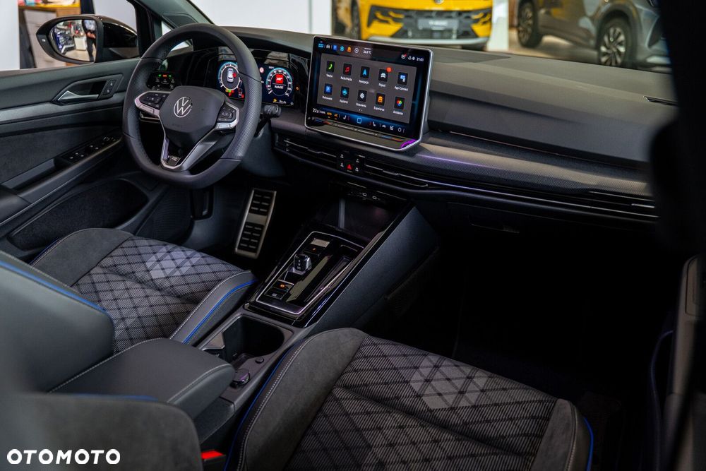 Volkswagen Golf - 18