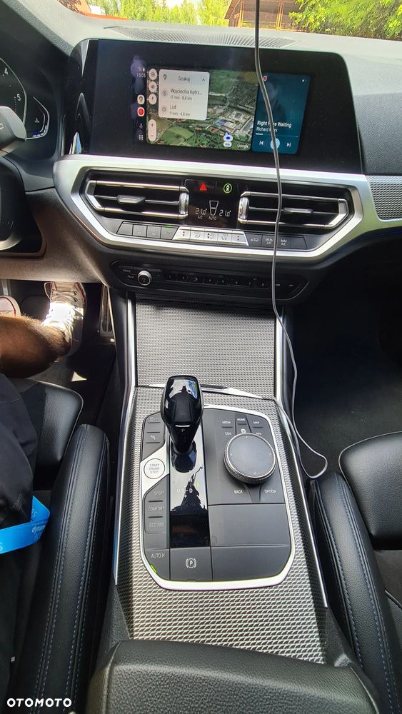 BMW Seria 3 320d M Sport - 11