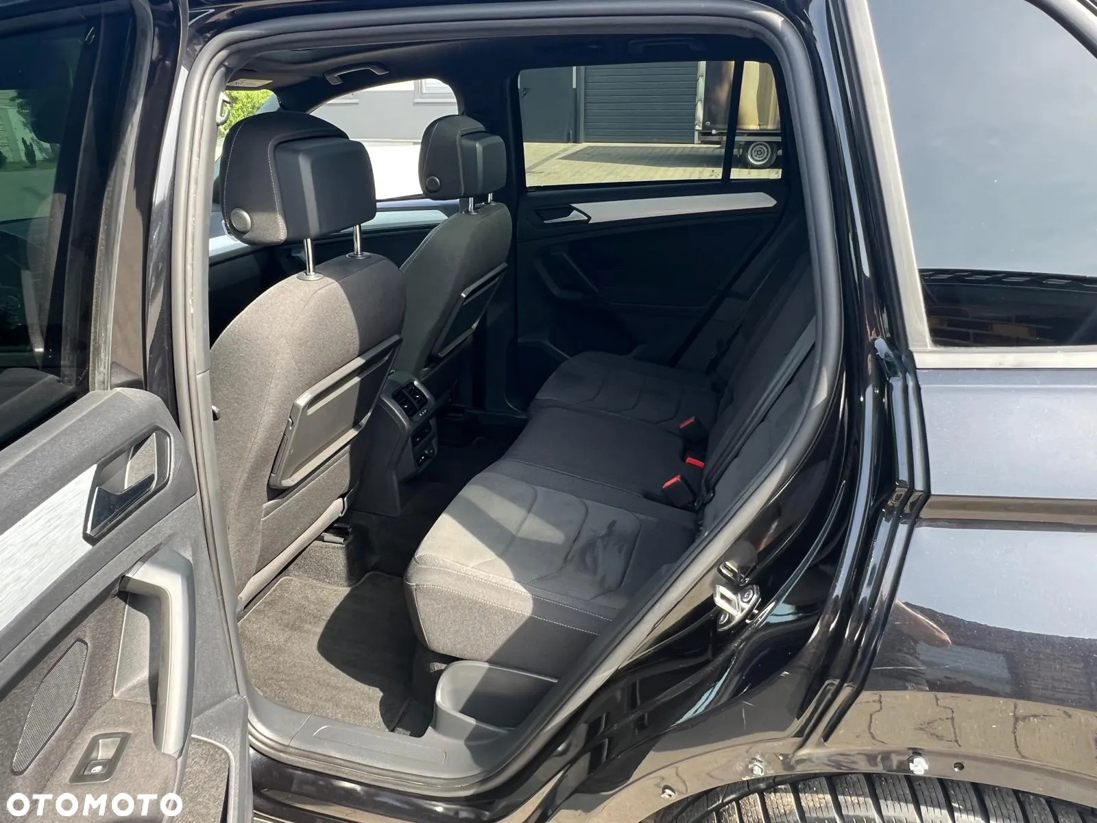 Volkswagen Tiguan - 10