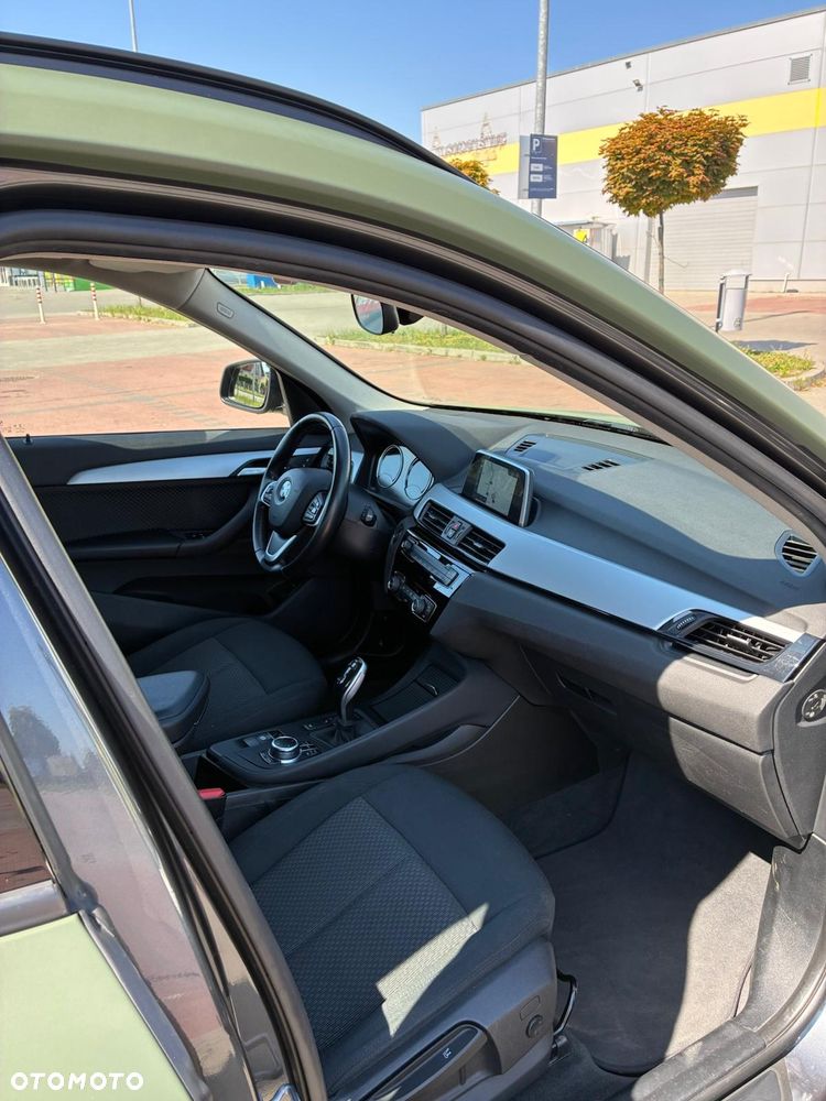 BMW X1 xDrive18d - 22