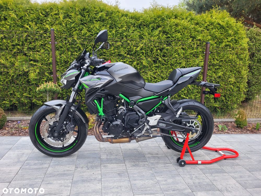 Kawasaki Z 650 - 7