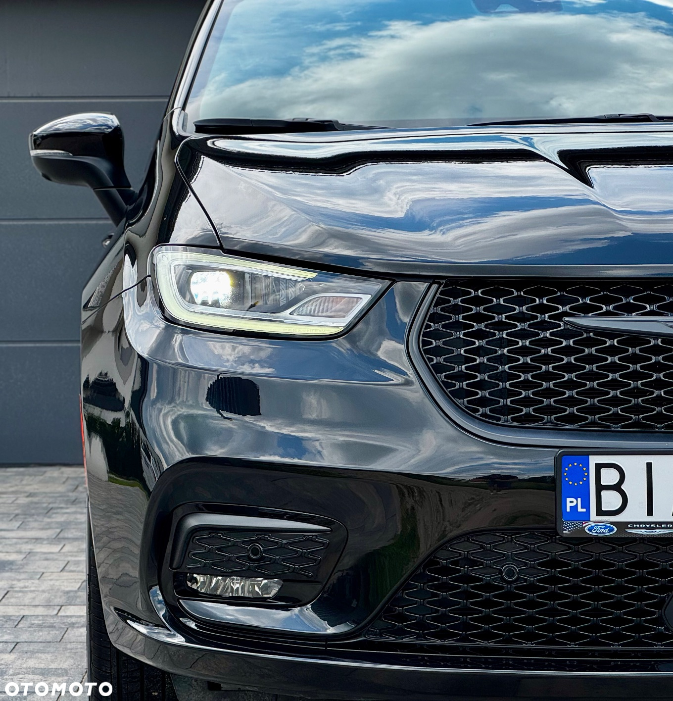 Chrysler Pacifica - 15