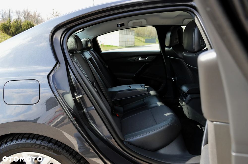 Peugeot 508 1.6 e-THP Allure S&S - 12