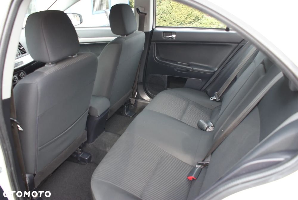 Mitsubishi Lancer 1.6 ClearTec Plus - 6