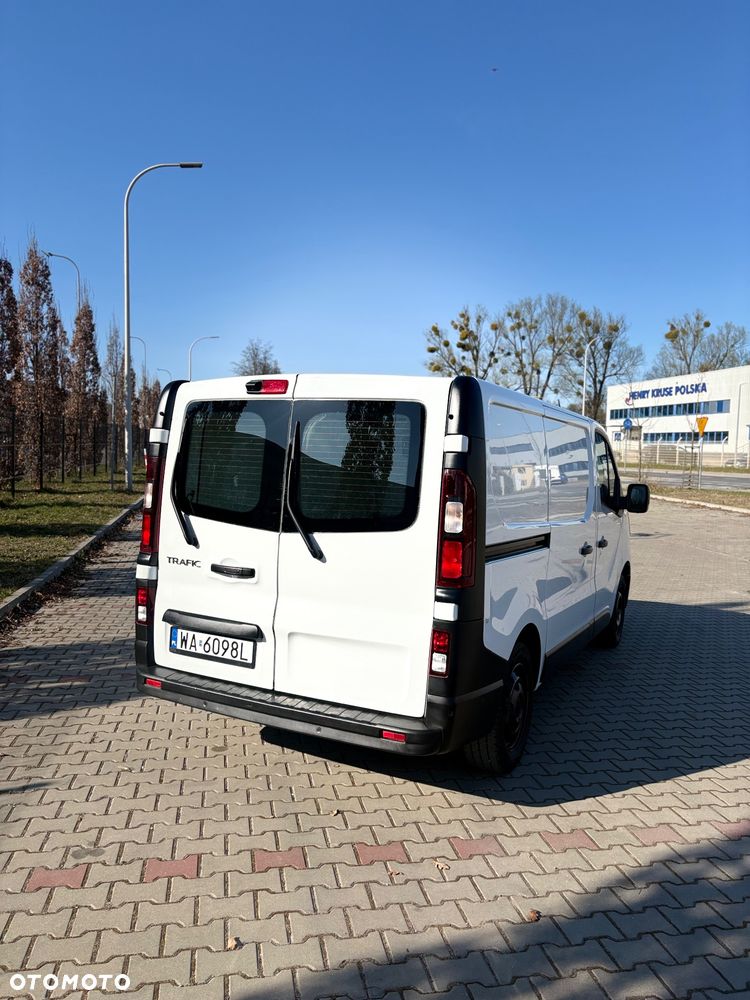 Renault Trafic - 11