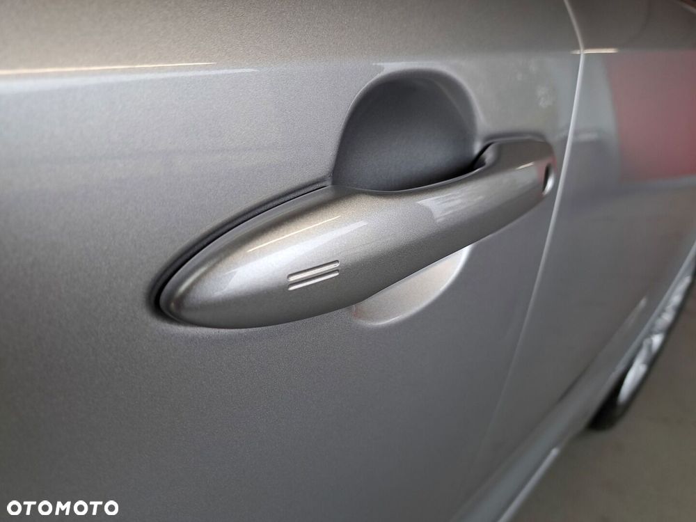 Toyota Corolla 1.8 Hybrid Comfort - 35