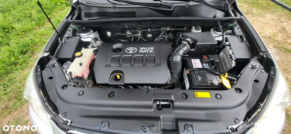 Toyota RAV4 2.0 4x4 Travel - 32