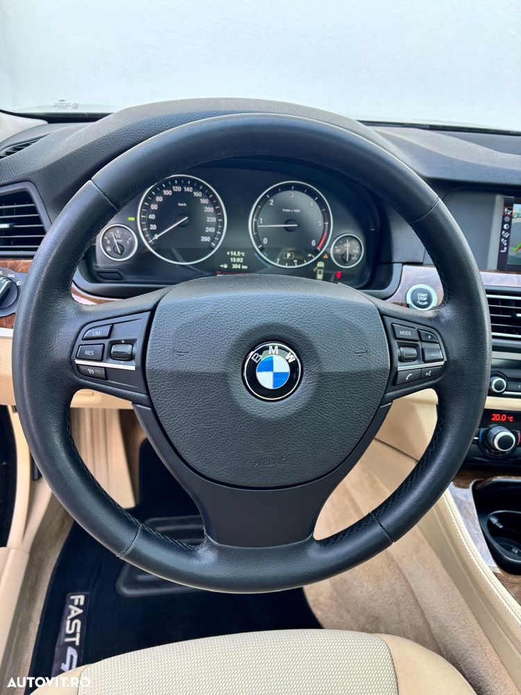 BMW Seria 5 520d Aut. - 23