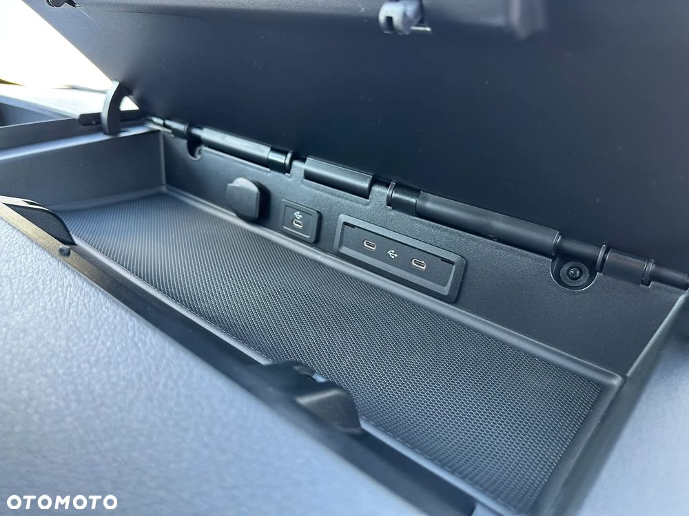 Mercedes-Benz Sprinter - 16