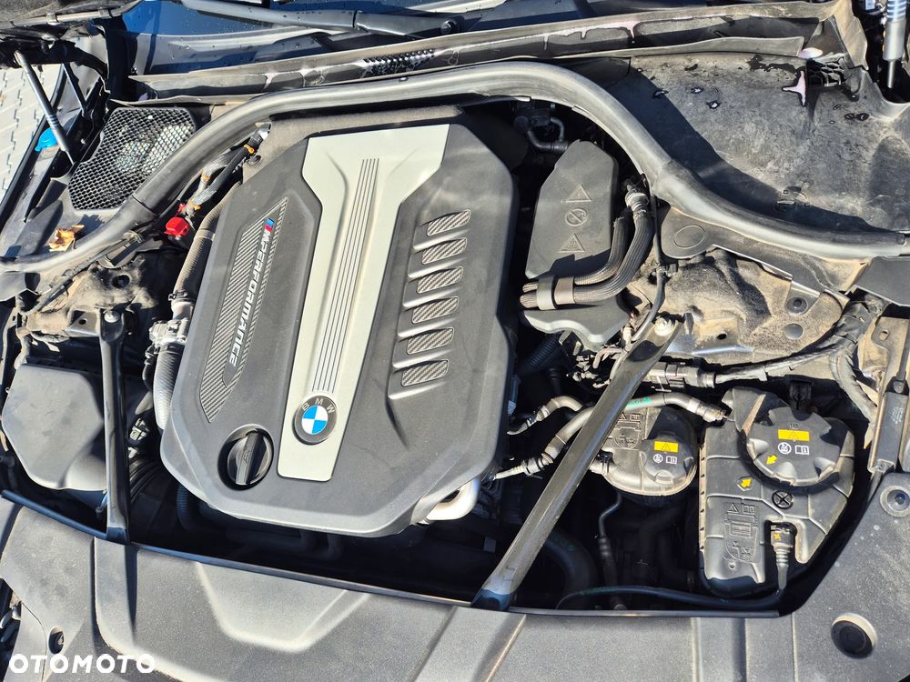 BMW Seria 7 750d xDrive sport - 13