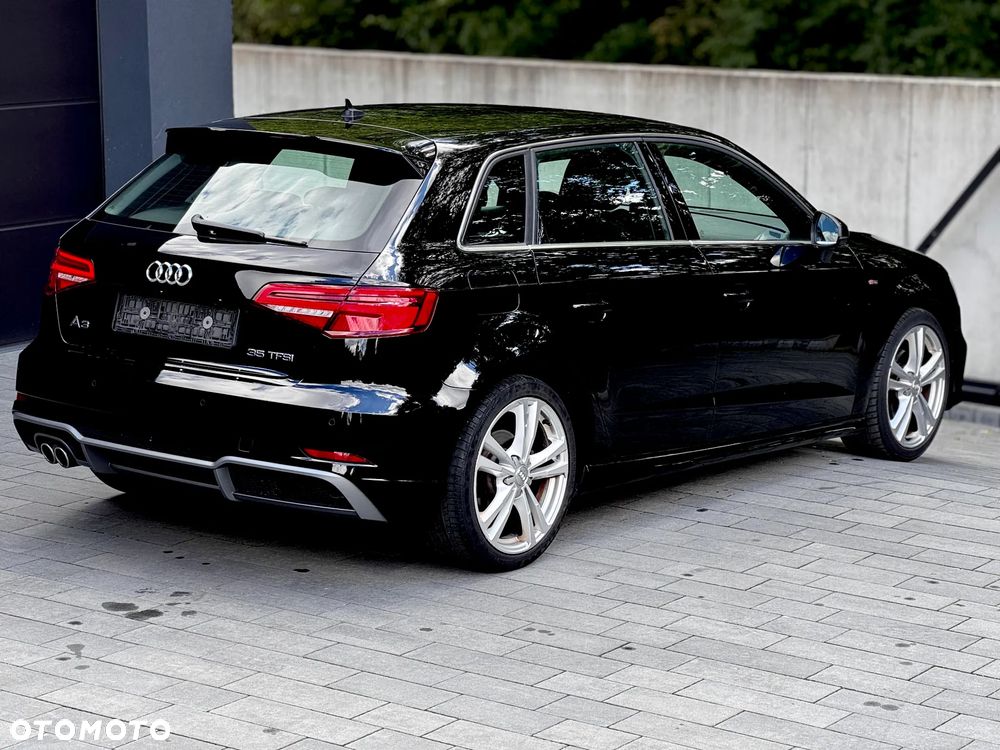 Audi A3 Sportback - 1