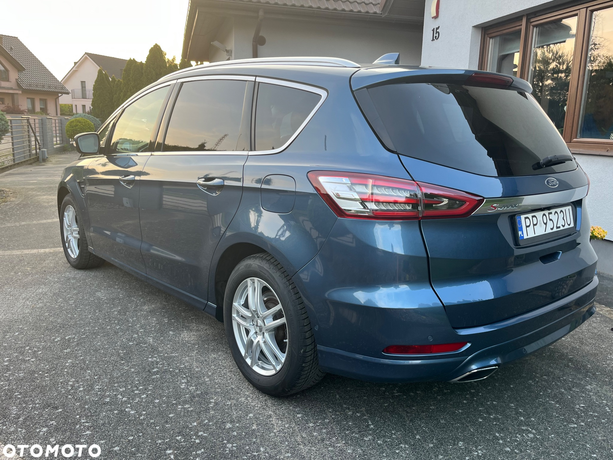 Ford S-Max 2.0 EcoBlue Titanium - 9