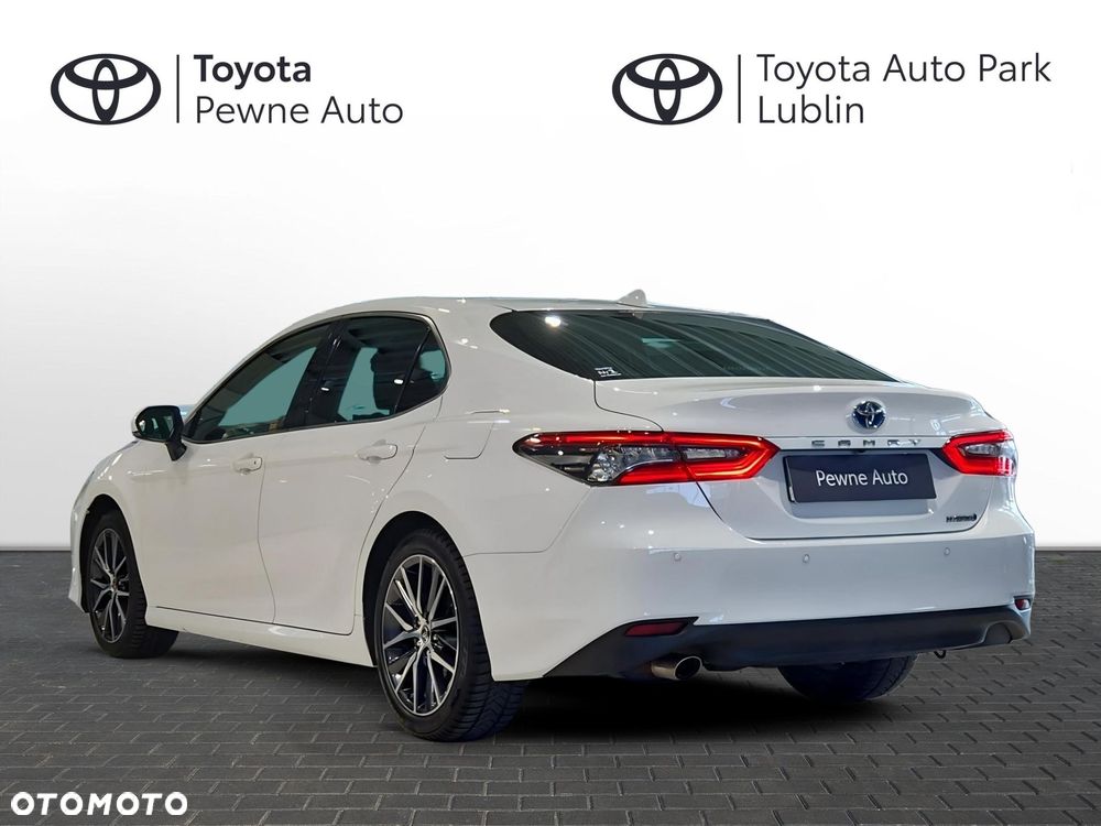 Toyota Camry 2.5 Hybrid Executive CVT - 3