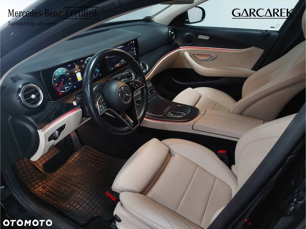 Mercedes-Benz Klasa E 220 d 4-Matic Avantgarde - 17