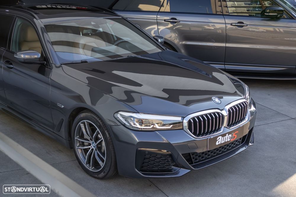 BMW 530 e Pack Desportivo M - 5