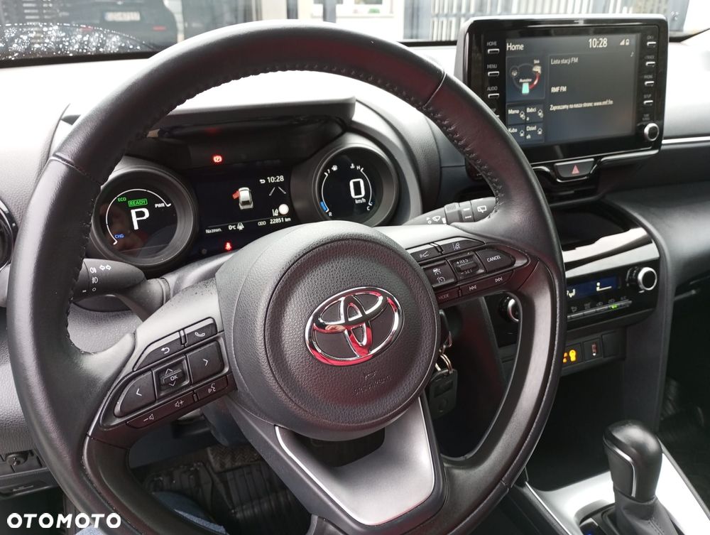 Toyota Yaris Cross - 15