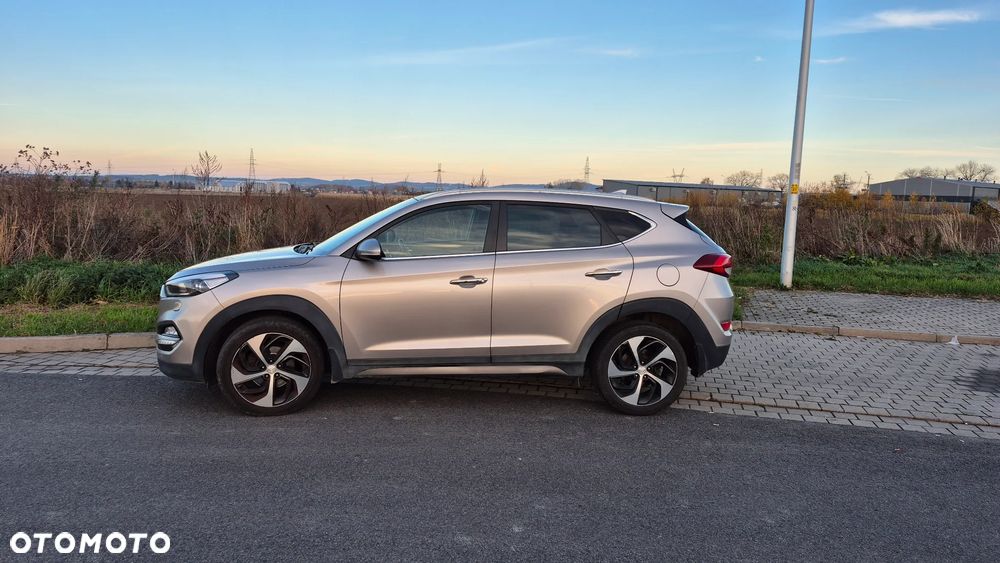 Hyundai Tucson 2.0 CRDI BlueDrive TourdePologne 2WD - 1