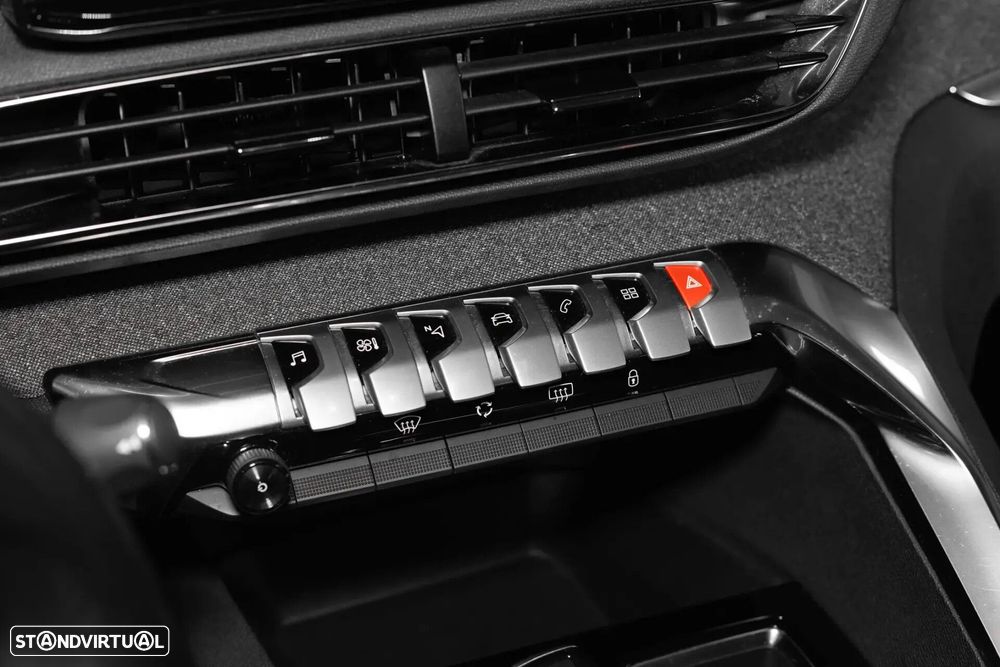 Peugeot 5008 BlueHDI 130 EAT8 Allure - 28