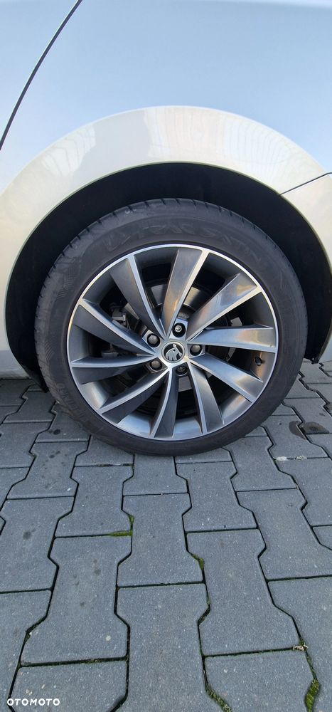 Skoda Superb 2.0 TSI 4x4 Style DSG - 23