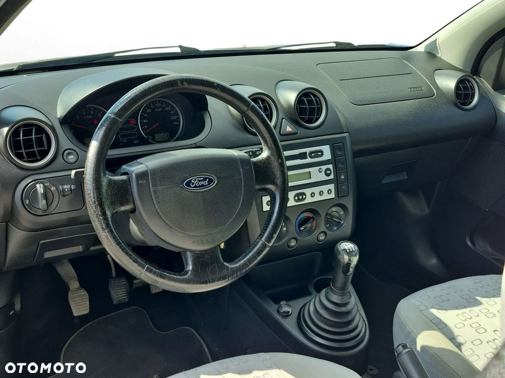 Ford Fiesta - 18
