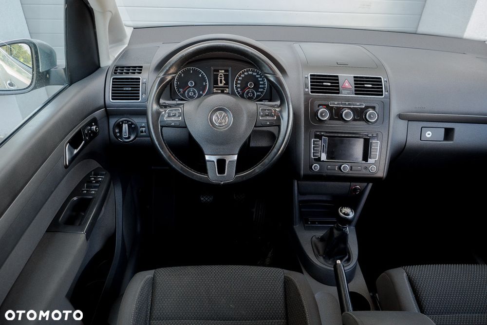 Volkswagen Touran 2.0 TDI Highline - 33