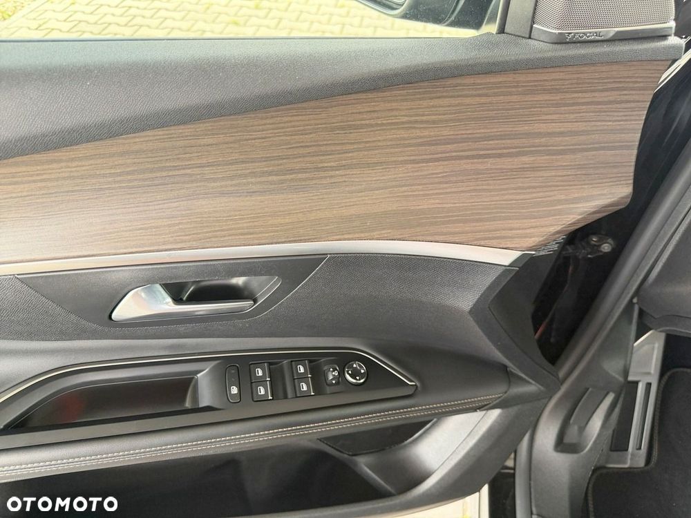 Peugeot 5008 - 15