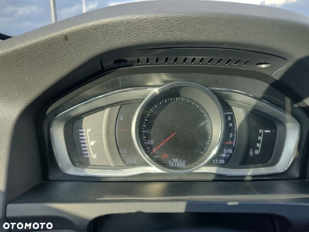Volvo S60 T5 Drive-E Dynamic Edition (Kinetic) - 12