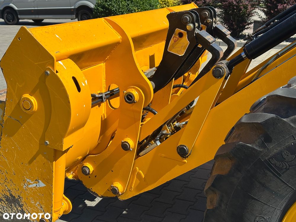 JCB 4CX Advance Easy Control PRO - 10